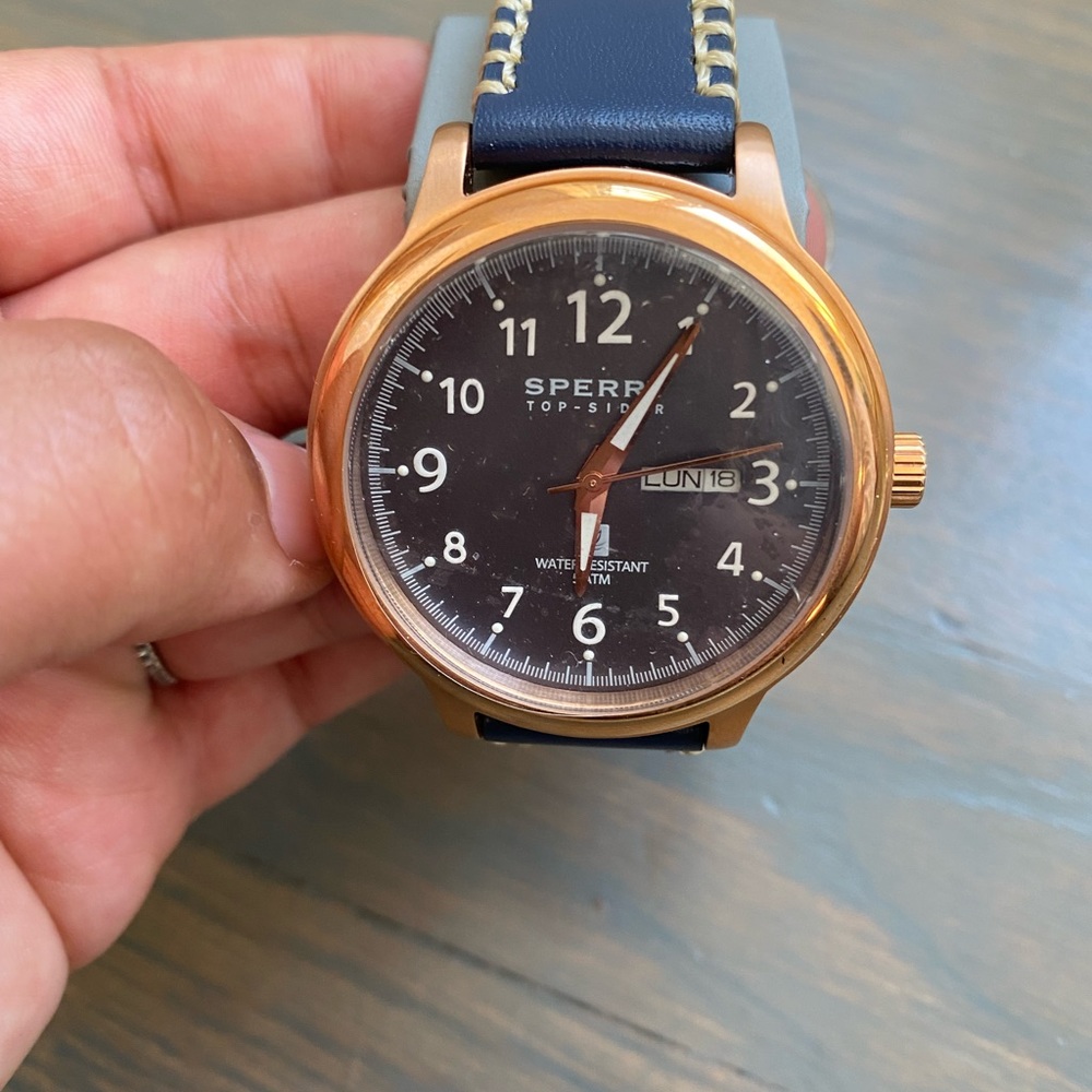 Sperry Watch - Picture 2 of 8